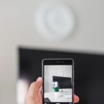 Cum pot fi monitorizate sistemele de securitate prin smartphone