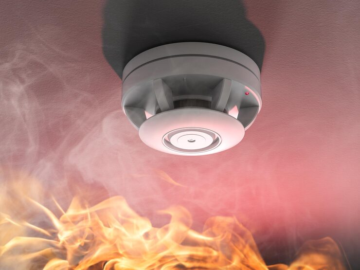Cum reacționăm la declanșarea alarmei de incendiu