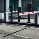 Ce presupune instalarea unei bariere automate