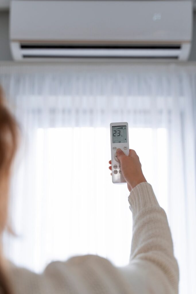 Diferențe între aparatele de aer condiționat inverter și non-inverter